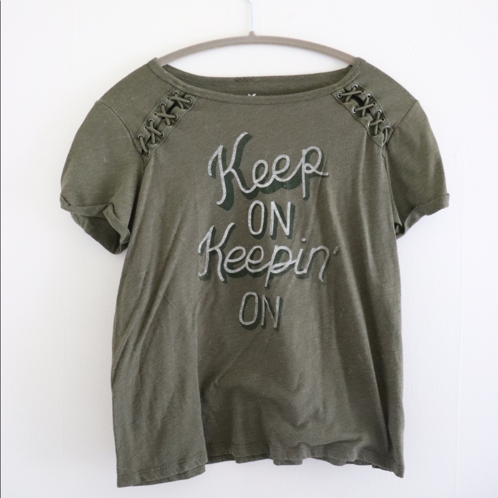 AEO Green T Shirt with design on front